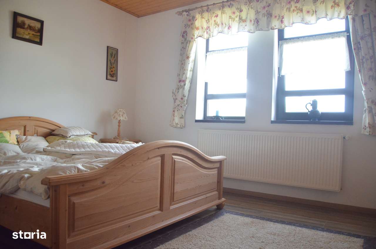 Valea Calugareasca-Radila-Casa de locuit deosebita-16