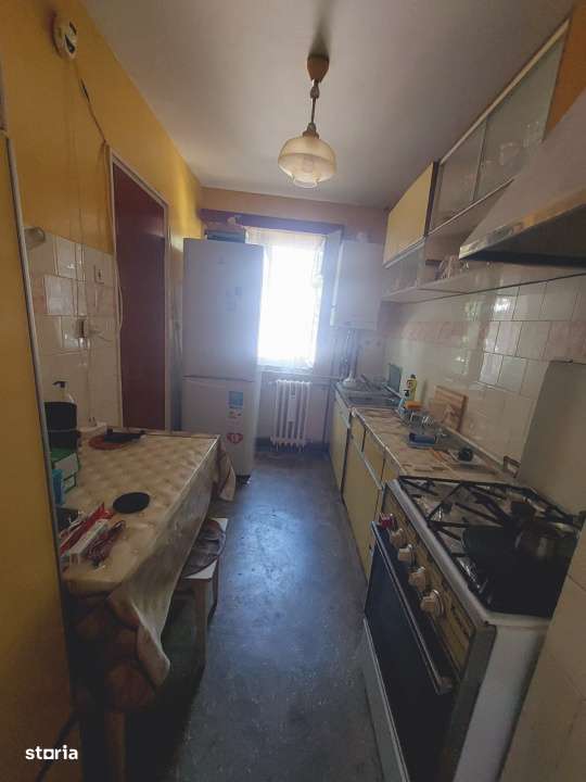 Apartament 4 camere, 83 mp, balcon, etaj 2 din 4, Manastur-5
