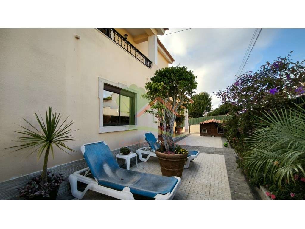 Moradia T5 com Vista de Mar Deslumbrante em Baleia, Carvoeira!-36