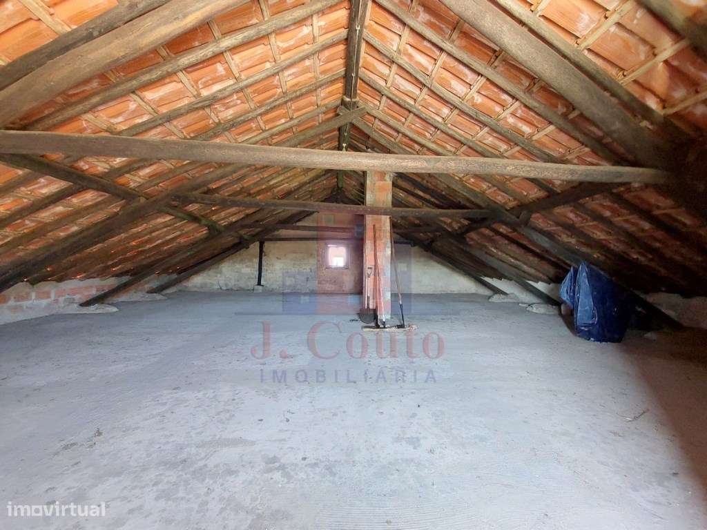 Moradia T3 em São Clemente, Alvorninha-14