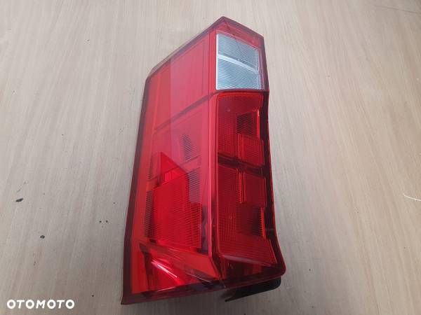 LAMPA TYŁ PRAWA LEWA ORIGINAŁ VW CRAFTER II 2 MAN TGE - 2