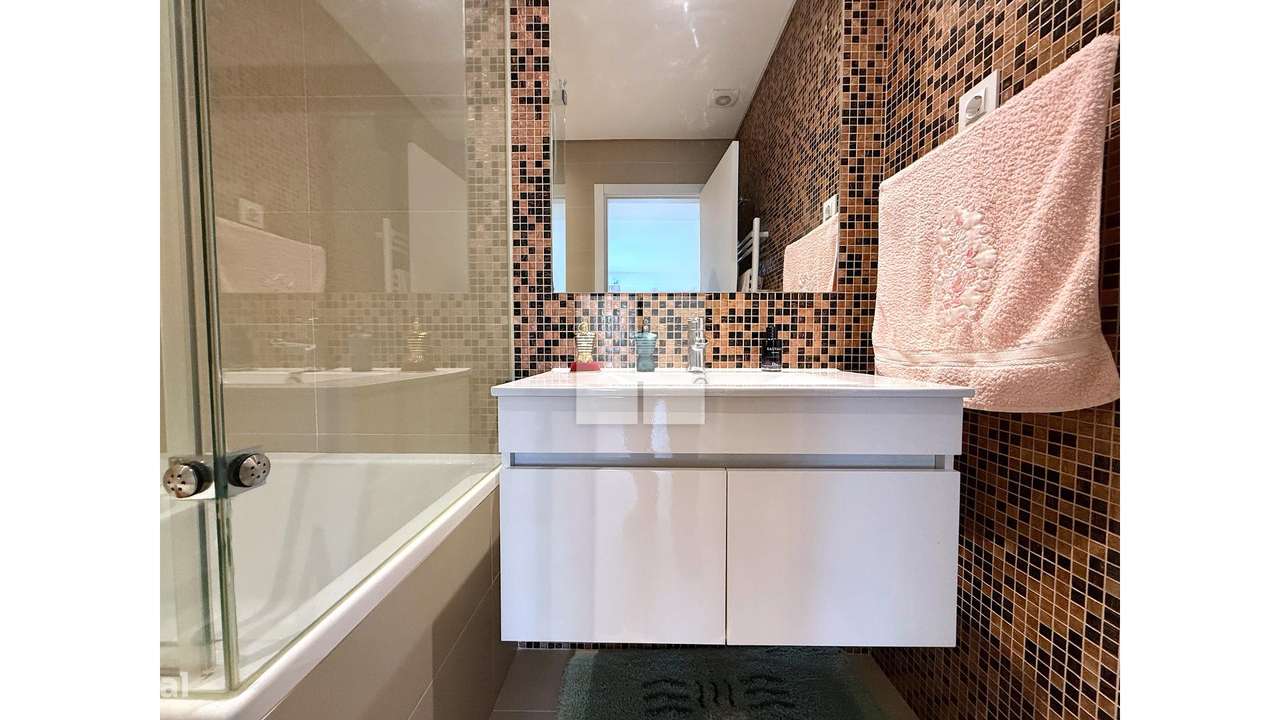 Luxuoso T-3 na Qtª Santa Maria-39