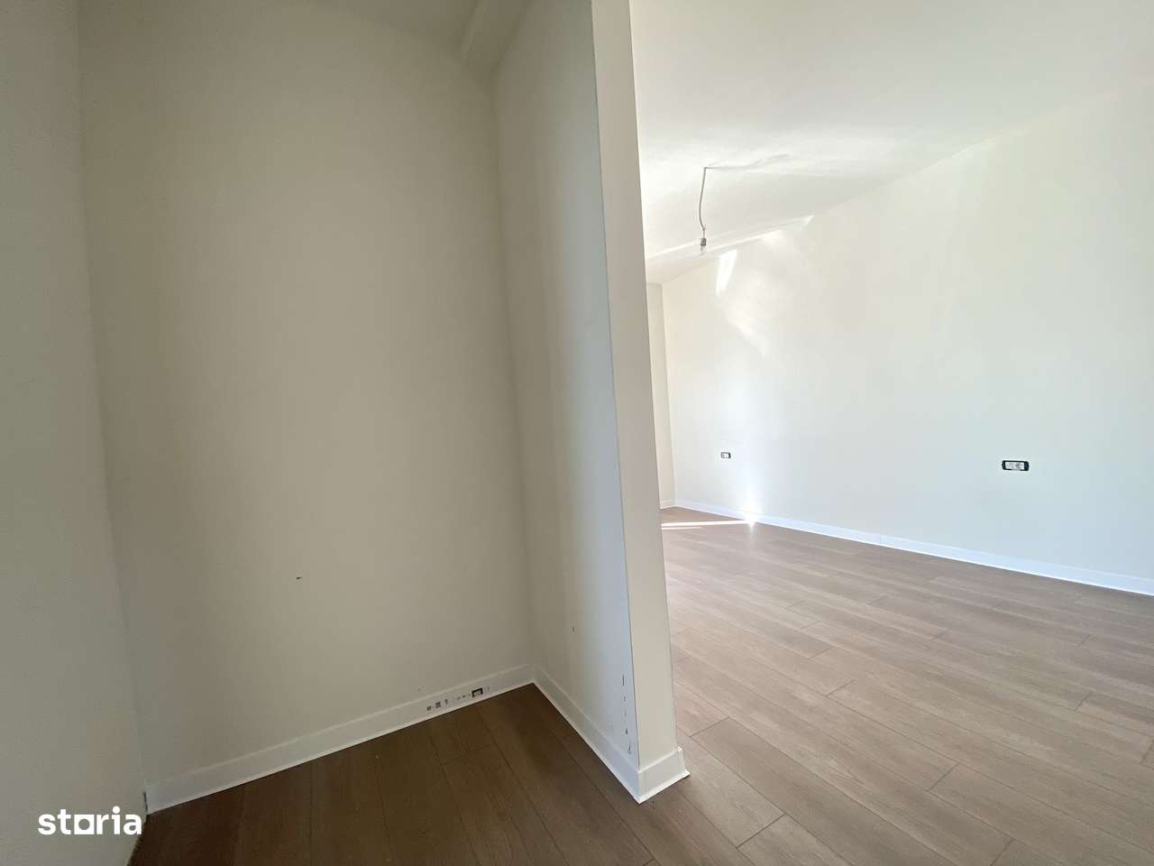 Dezvoltator: Duplex Modern cu 5 camere si 3 bai in Remetea Mare-13