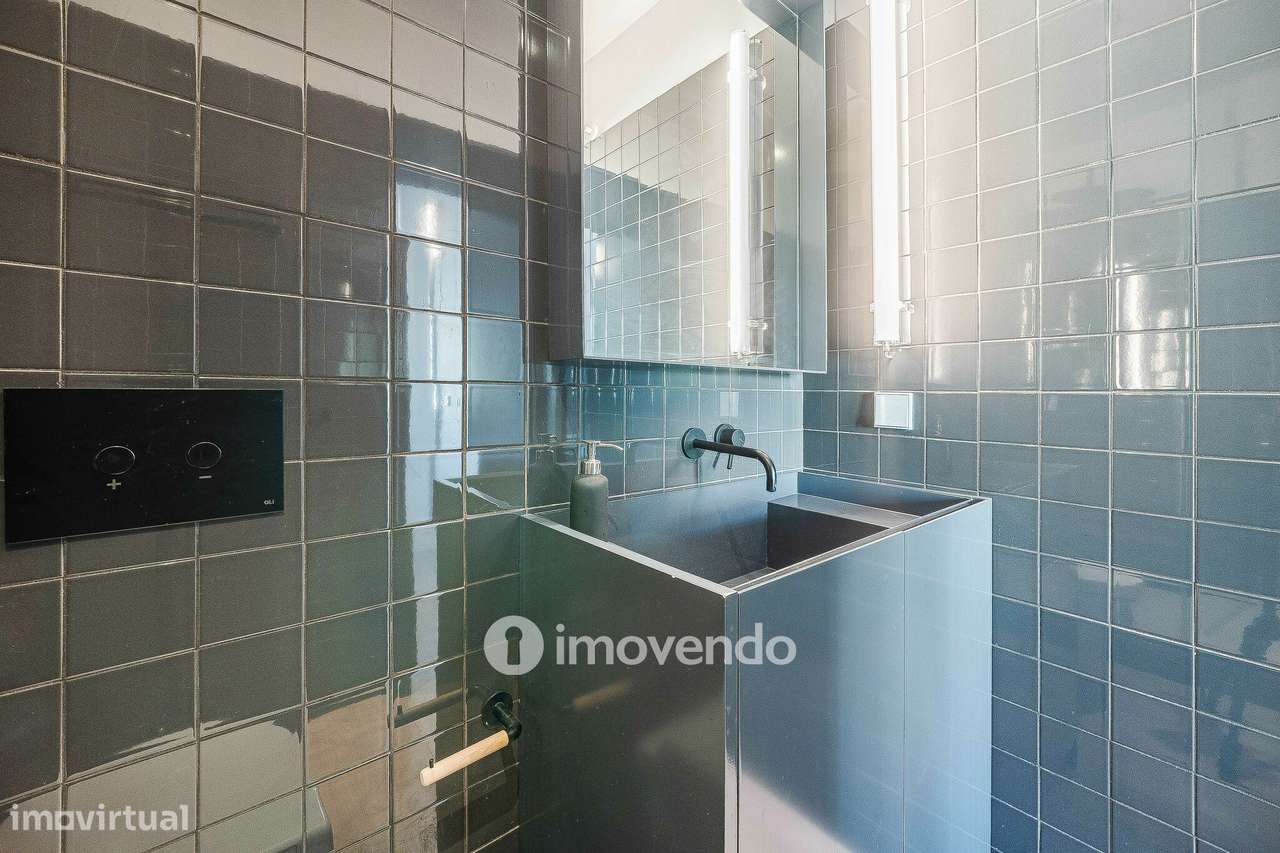 Apartamento T2 com cozinha equipada e mobilado, nas Amoreiras-29