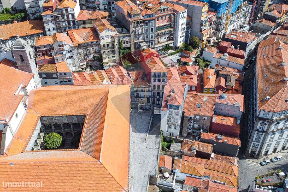 Prédio  para venda - Grande imagem: 2/8