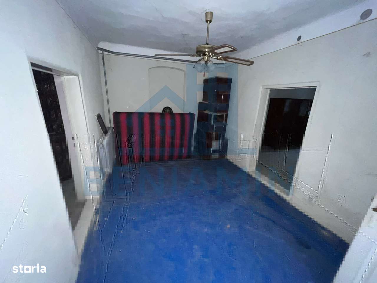 Casă cu personalitate și teren generos in Livezi, comuna Podari - Imagine principală: 4/10