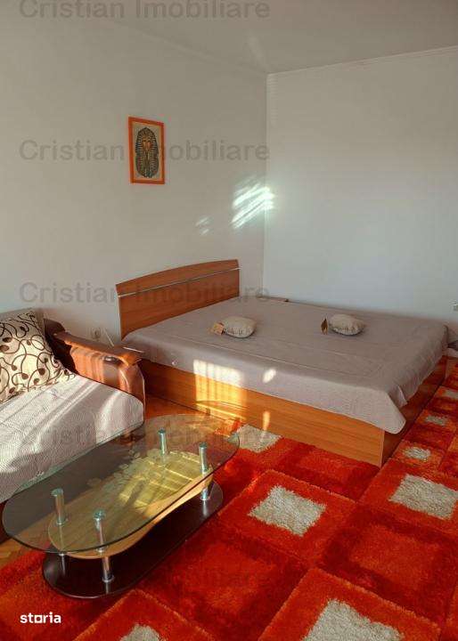 Ultracentral Bariera 1 cam 40mp etaj intermediar Mobilat si Utilat - Imagine principală: 4/10