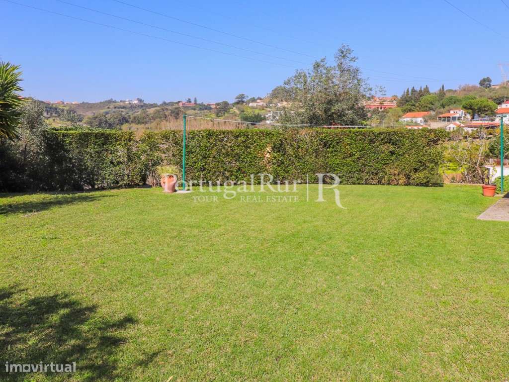 Quintinha com várias habitações em Vila Franca de Xira-47
