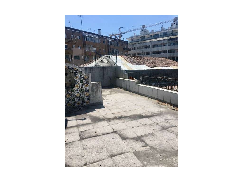 Prédios no Centro da Cidade - Grande imagem: 2/59