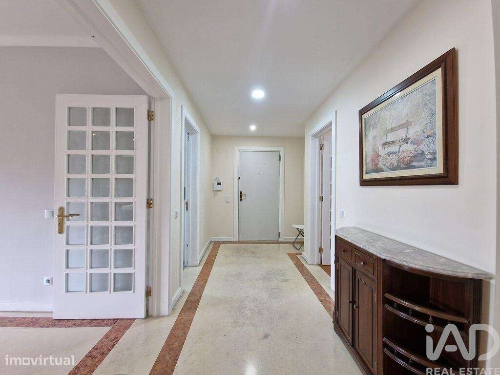 Apartamento T3 em Lumiar de 157,00 m2 - Grande imagem: 2/20