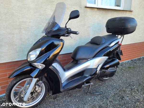 Yamaha X-max - 4