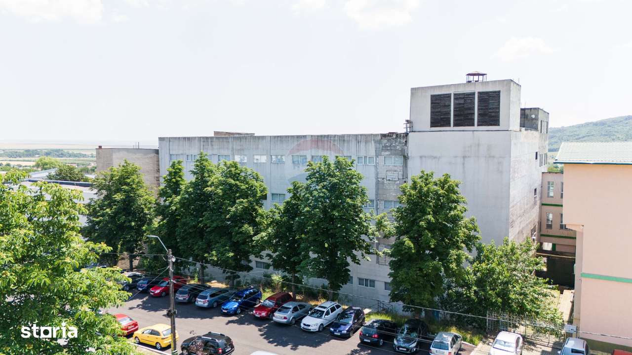 Spațiu Industrial de Închiriat între 1.140 - 4.623mp - Huși - E581 - Imagine principală: 4/12