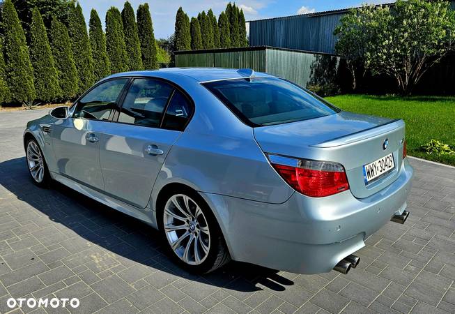 BMW M5 Standard - 11