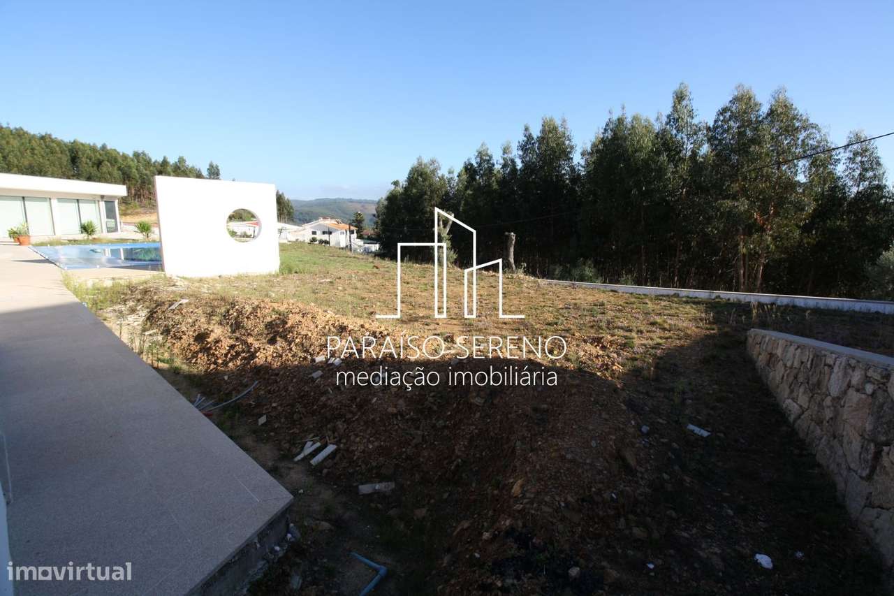 Moradia de Luxo em S. Miguel do Mato-13