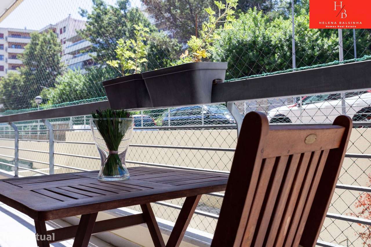 Excelente Apartamento T2 com 3 Parqueamentos nas Colinas do Cruzeiro-18