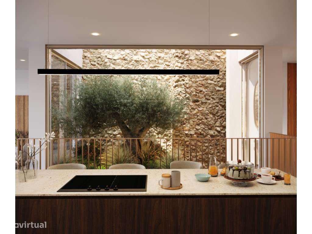 Lote com moradia iniciada a poucos passos da lagoa Óbidos - Grande imagem: 5/34