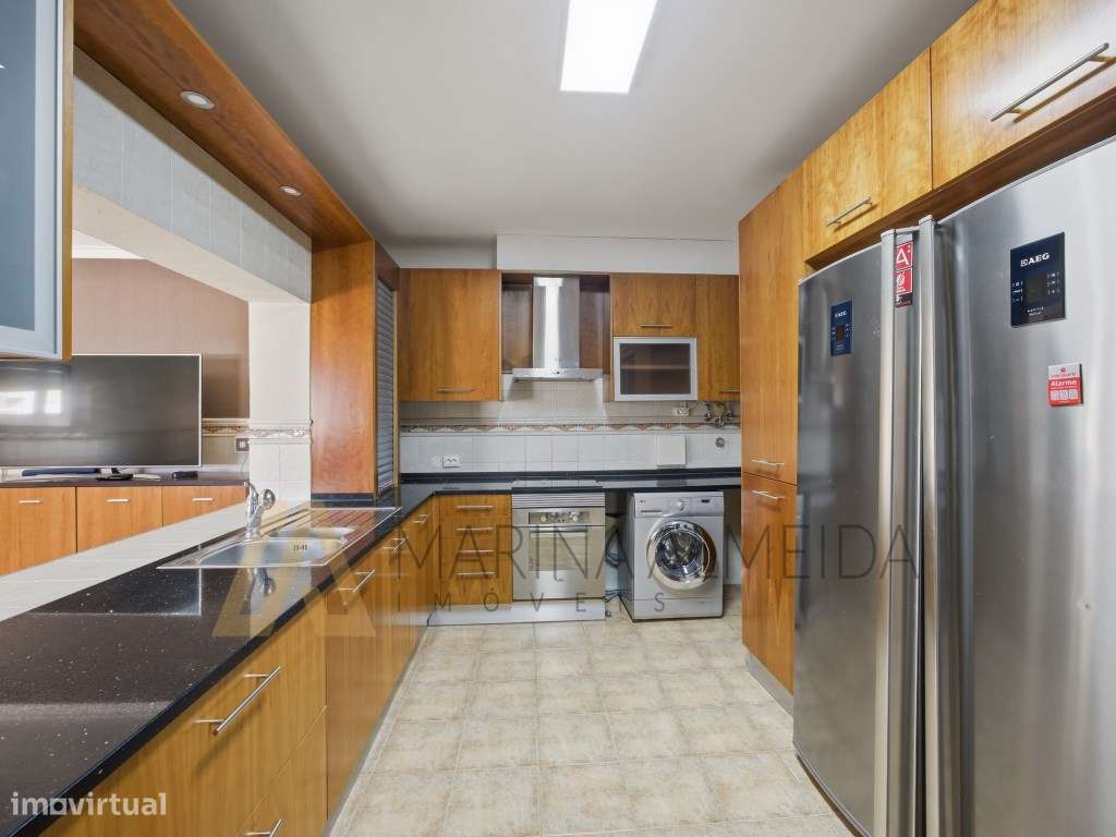 Moradia Térrea T3 geminada com aproveitamento de sótão, piscina, es...-9
