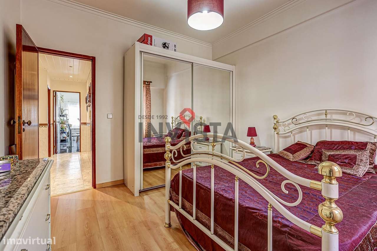 Apartamento T2 pronto a habitar-14