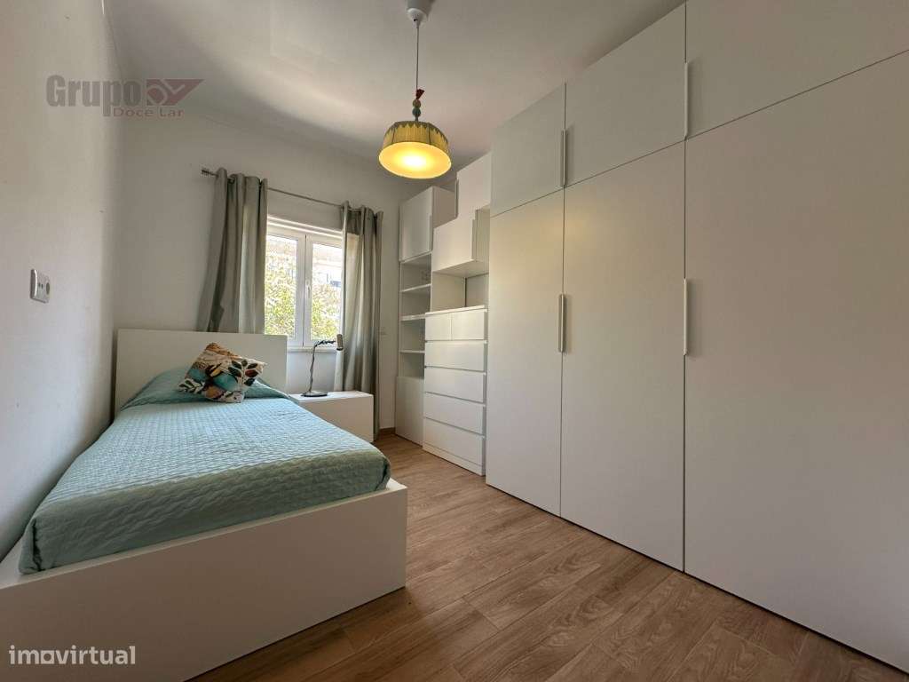 Excelente Apartamento T4 no Barreiro - Conforto e Modernidade-25