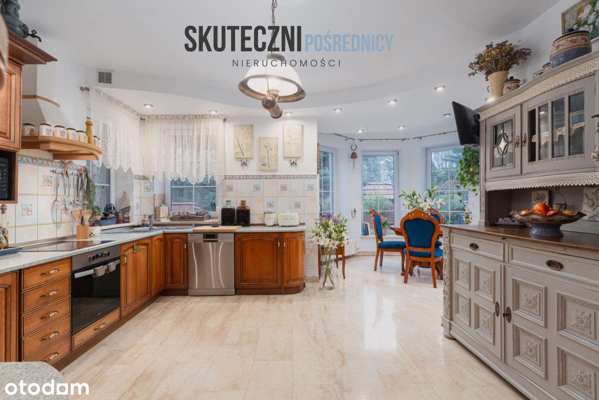 Klasyczna, ponadczasowa posiadłość w Ustanowie-6