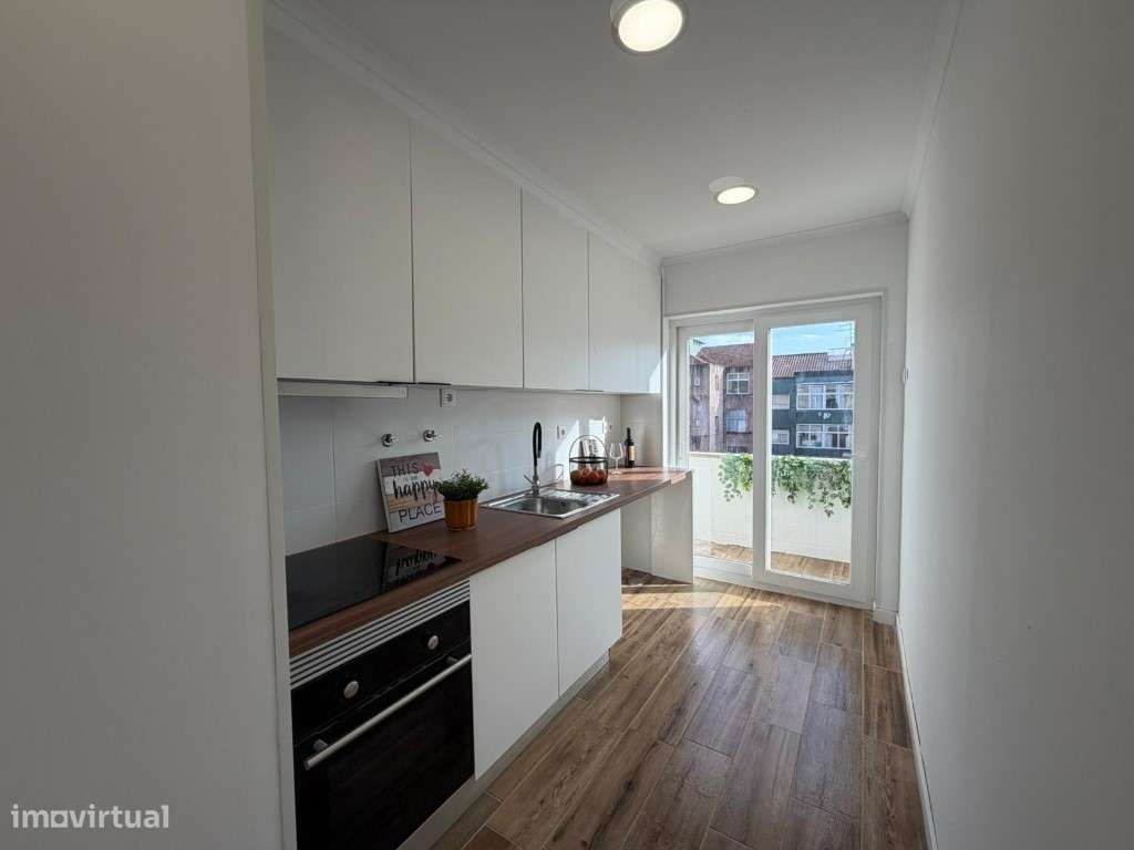 Apartamento T2, Renovado, junto a Vila Chã/Amadora: Oportunidade Ún... - Grande imagem: 4/19