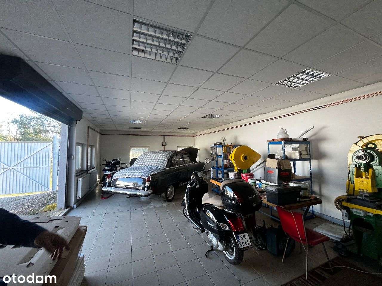 Kompleks budynków przemysłowo-magazynowych+biura-15