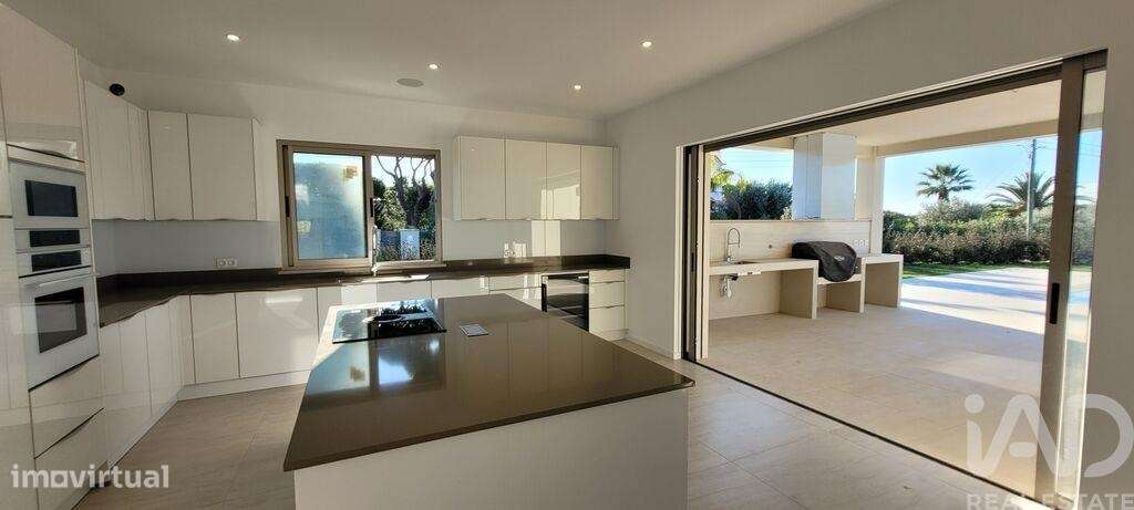 Casa T5 em Quarteira de 409,00 m2 - Grande imagem: 2/30