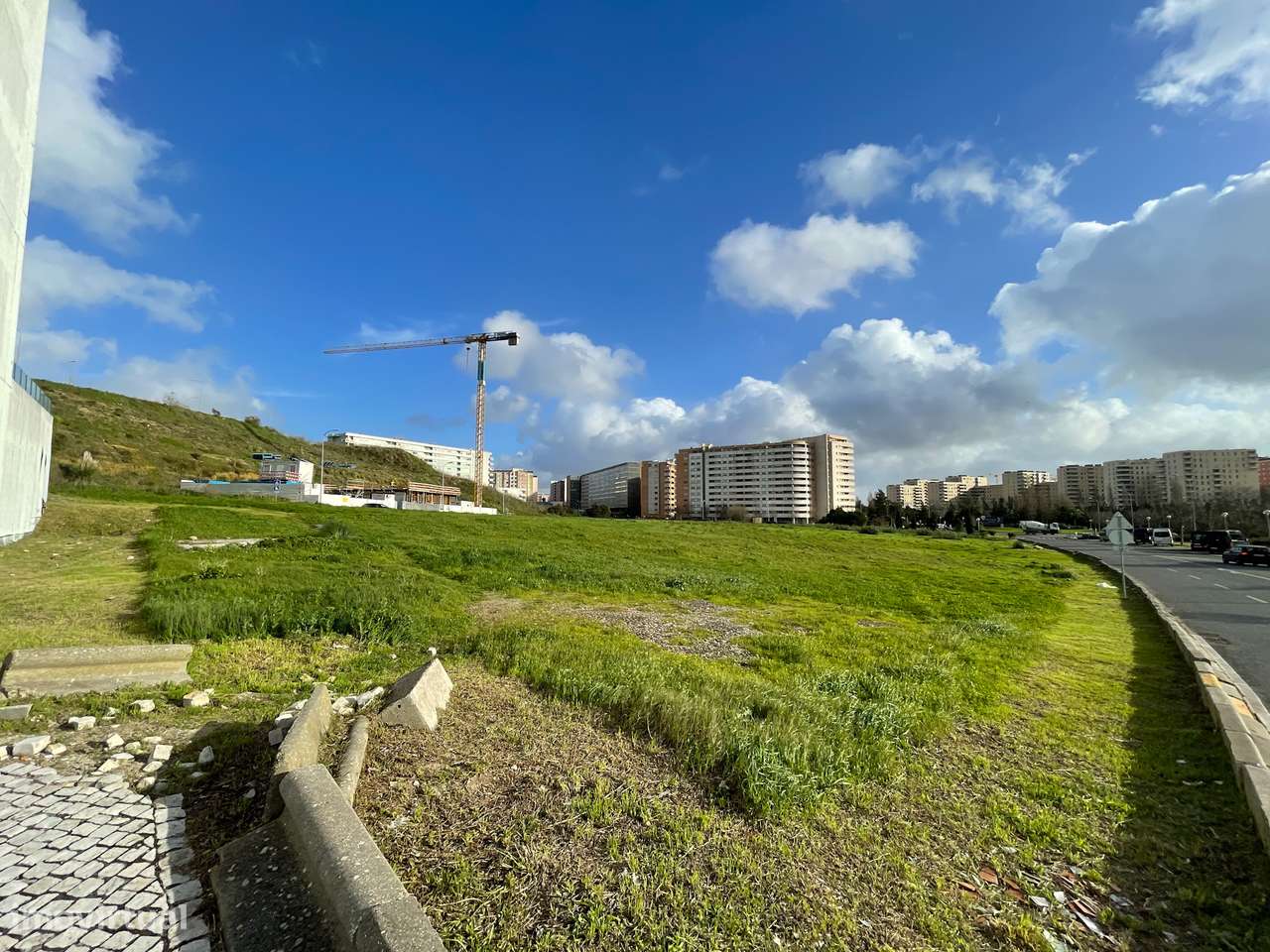 Terreno para Construção de Prédio - Lumiar - Lisboa-4