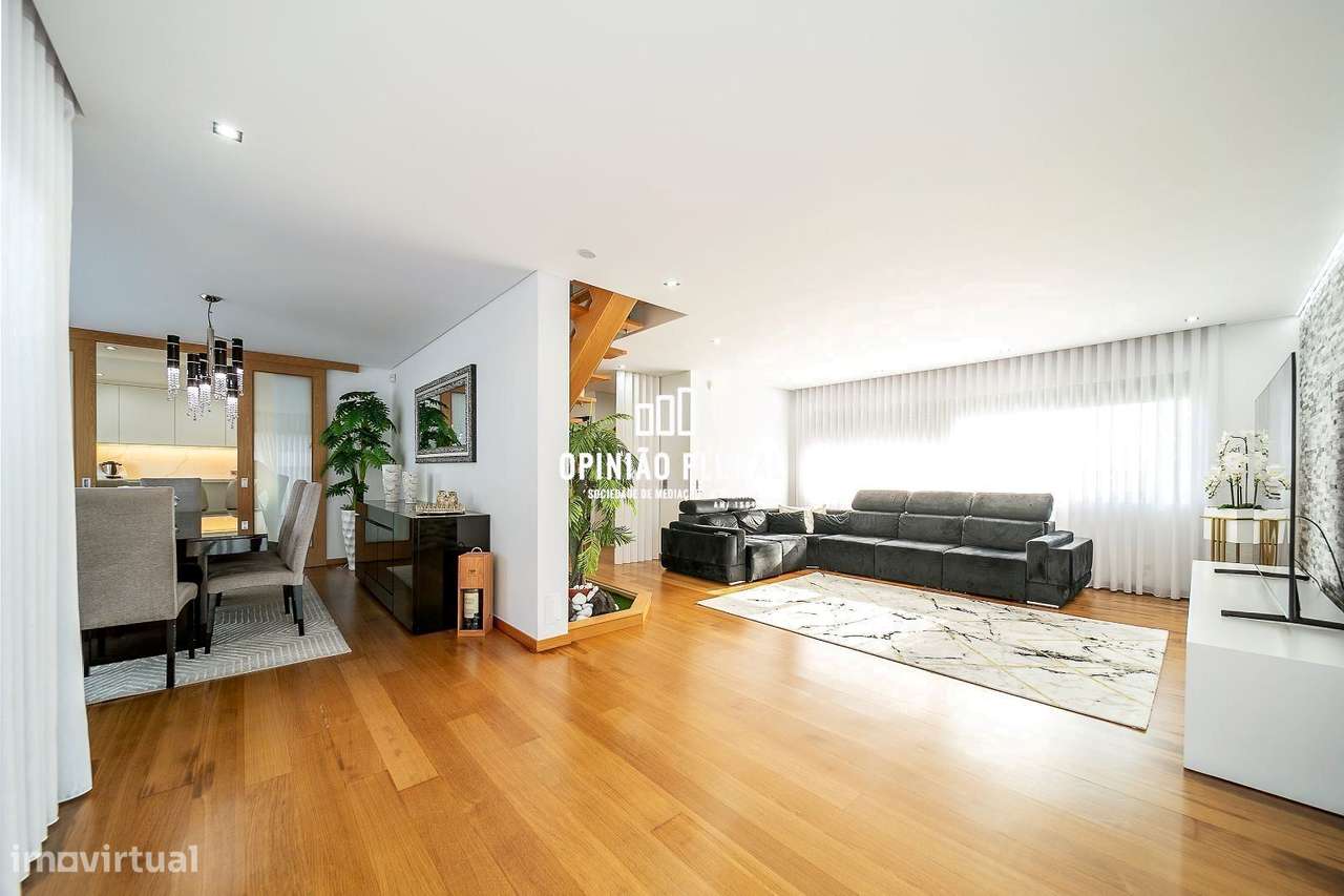 Moradia – Arcozelo - Mais