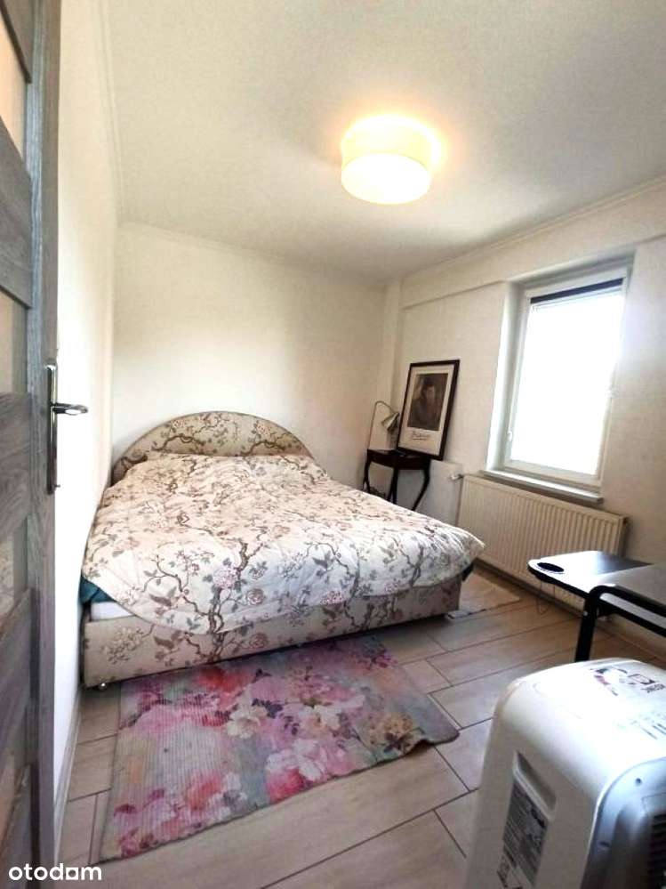 Stare Miasto, 2 pokoje, duży balkon, piwnica-3