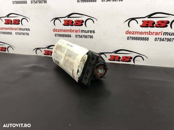 Airbag pasager Audi RS 5 Coupe 4.2 FSI V8 quattro S Tronic, 450cp - 2