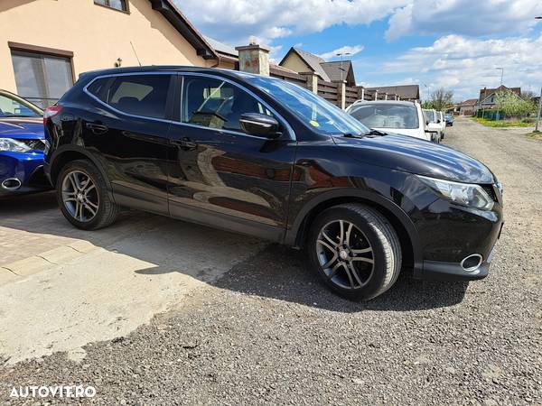 Nissan Qashqai 1.5 DCI Start/Stop Tekna - 27