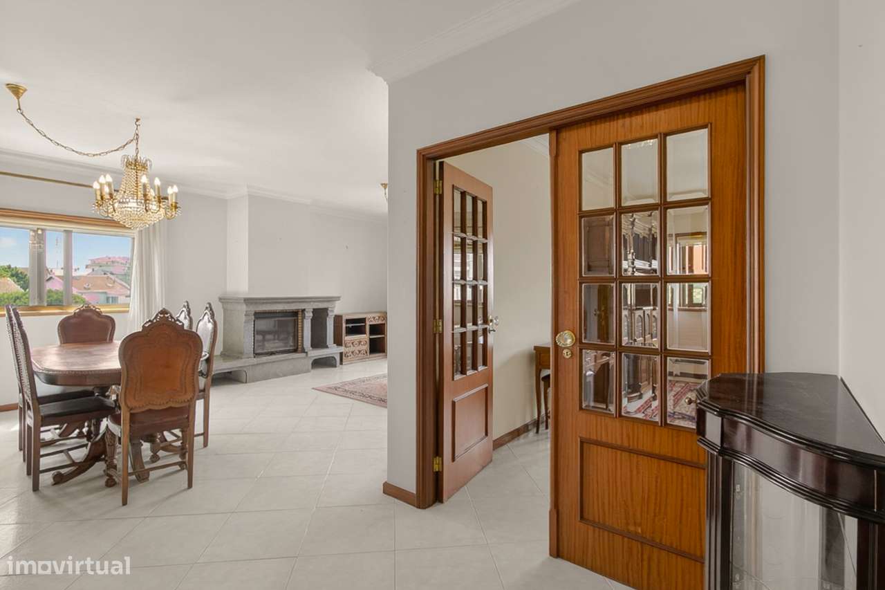 T4 com garagem fechada (38 m²) em Rio Tinto – Excelente oportunidade-15