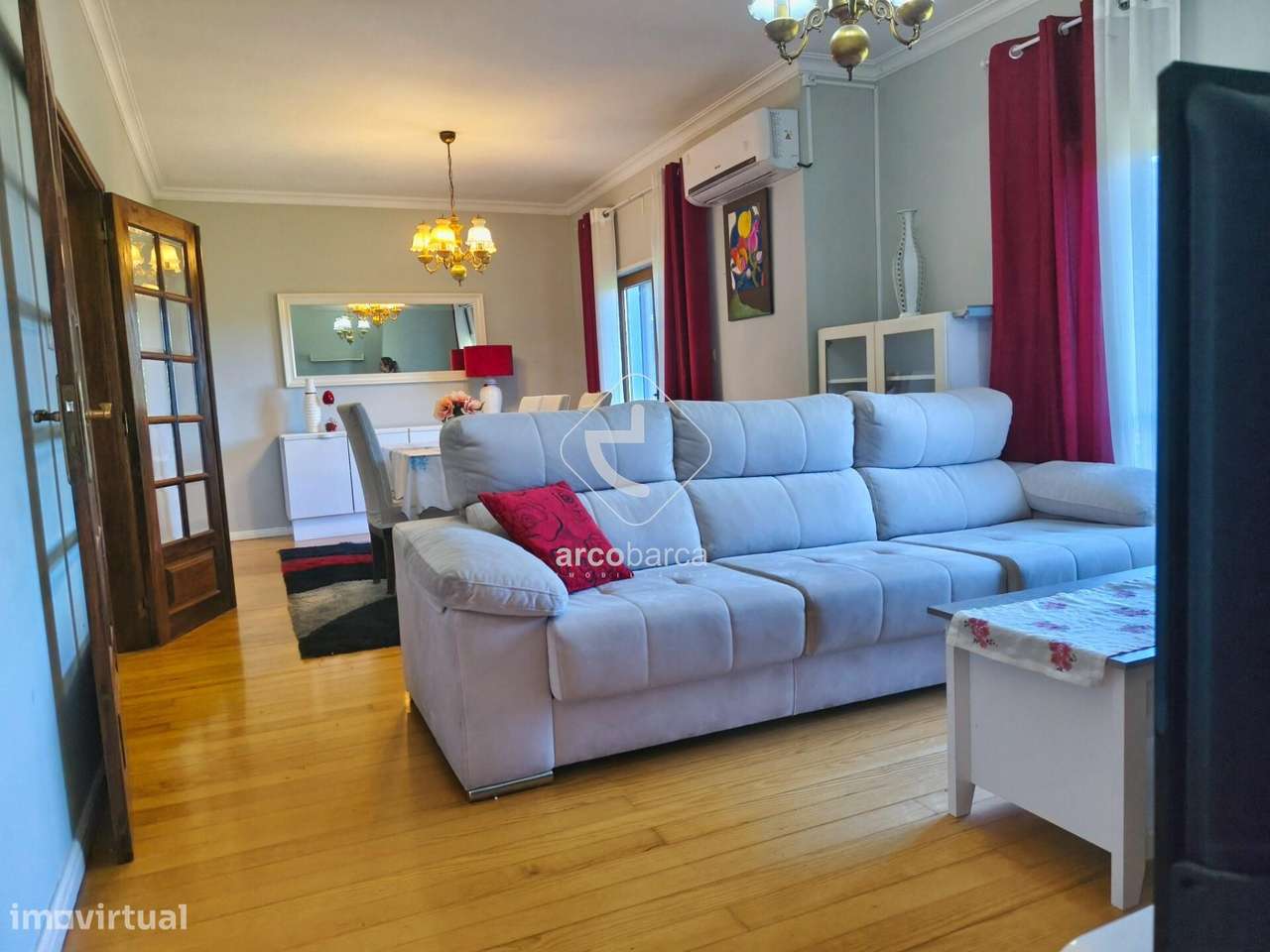 Moradia T3 terreno de 1.500 m2, apartº T1 independente e licença de AL-8