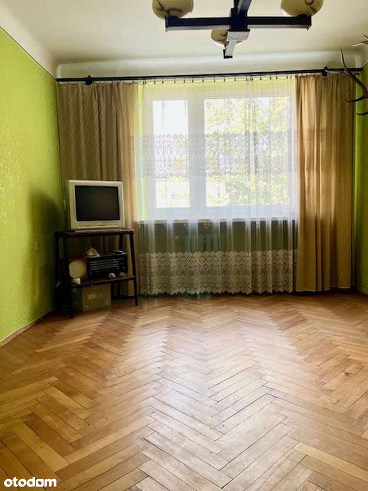 3 pokoje z oddzielną kuchnią i balkonem-3