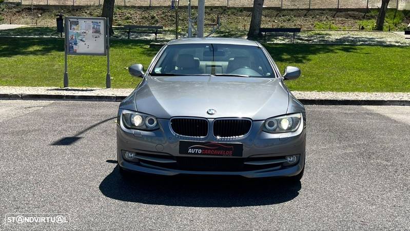 BMW 320 d Exclusive Auto - 4