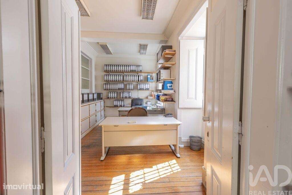 Apartamento T10 em Santo António de 732,00 m2 - Grande imagem: 2/11