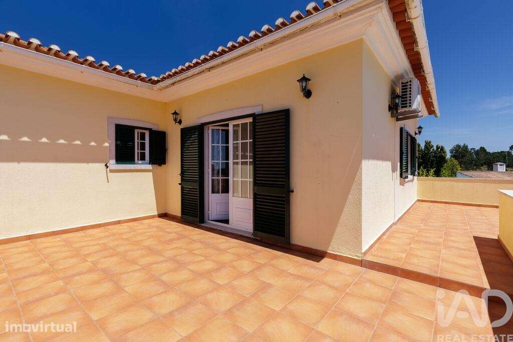 Casa / Villa T4 em Mafra-27