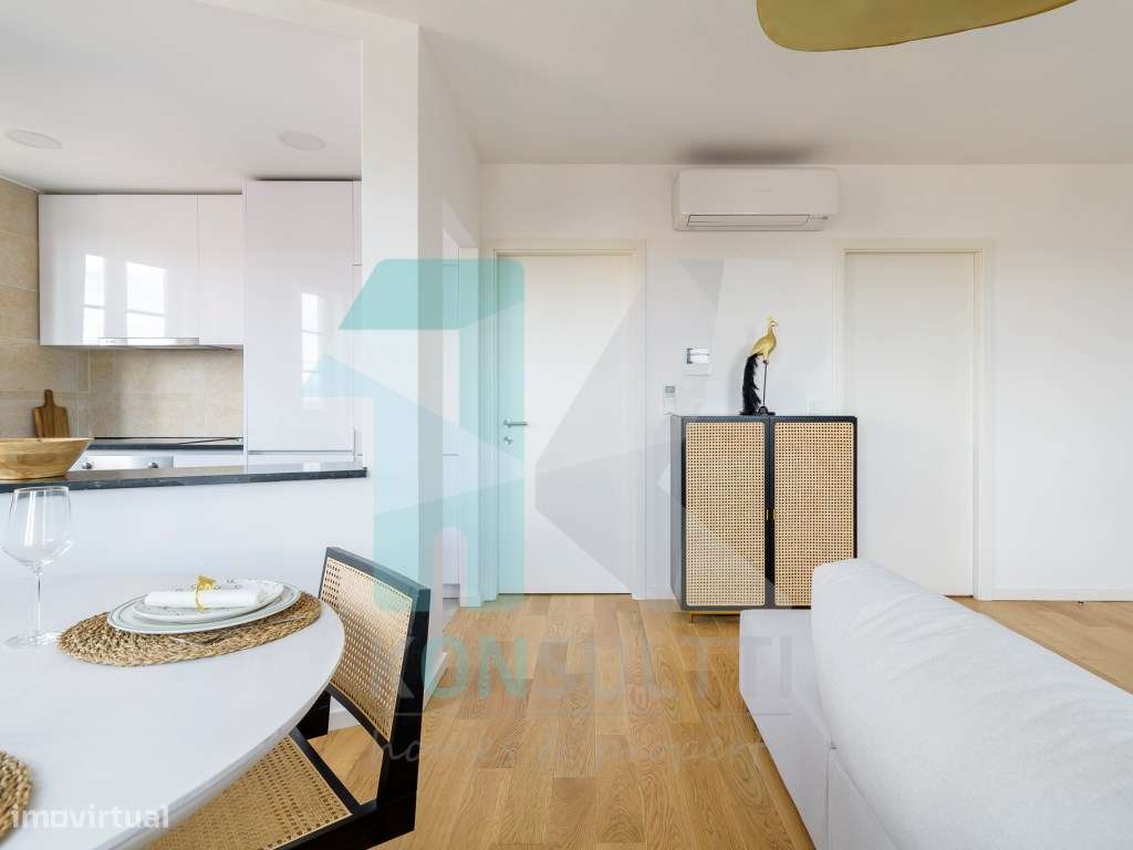 Apartamento T2 de luxo Mobilado - Campo de Ourique - Grande imagem: 4/29