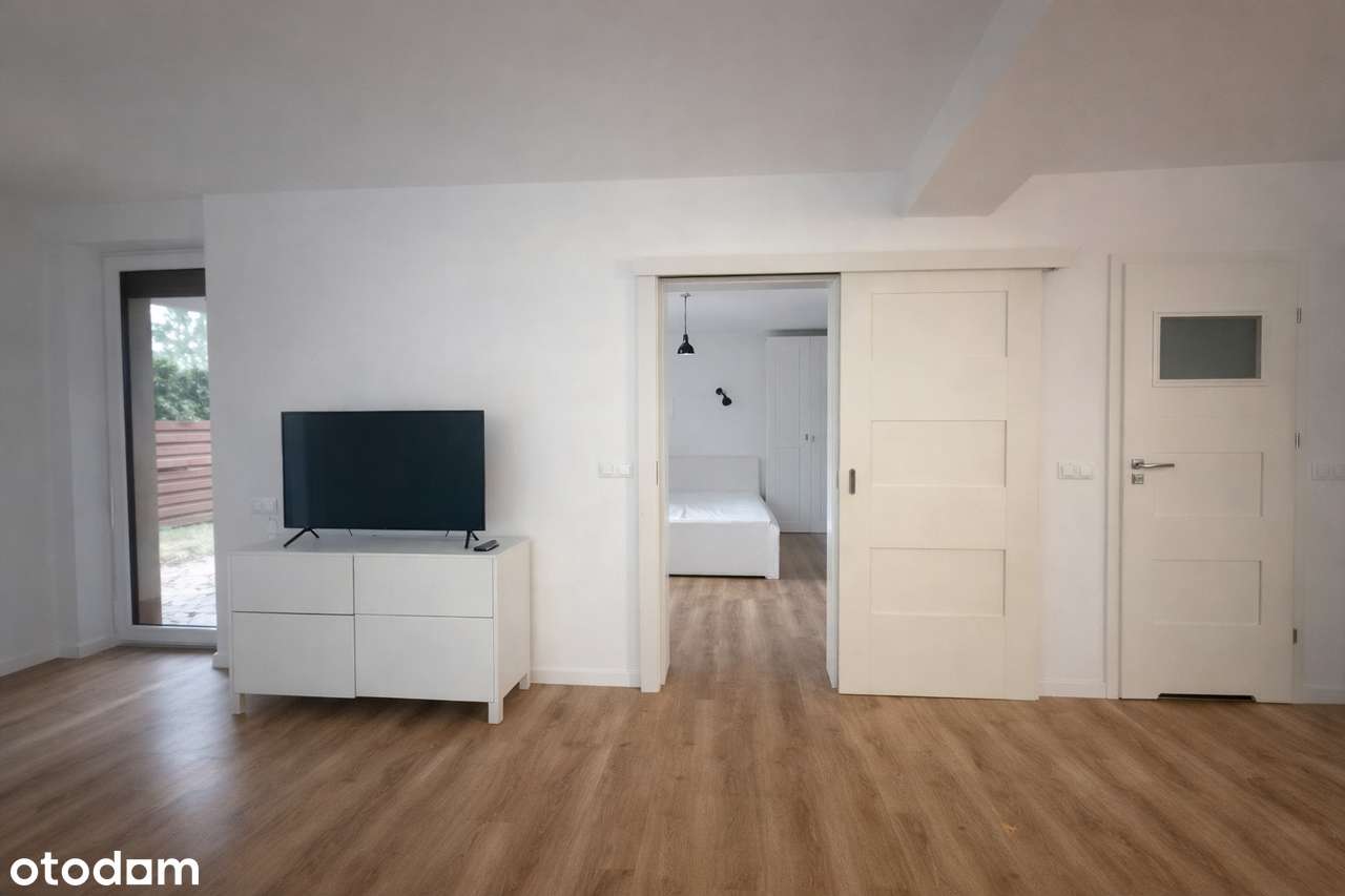 Komfortowe 2 pokoje z tarasem i ogródkiem/ Rezerwacja do 3.01.2026 - Pełny obrazek: 3/8