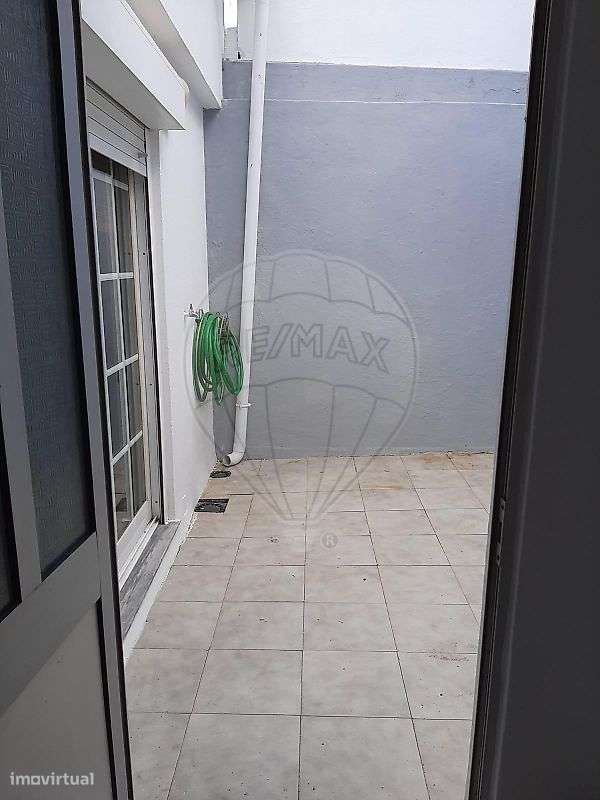 Moradia T2 para venda-14