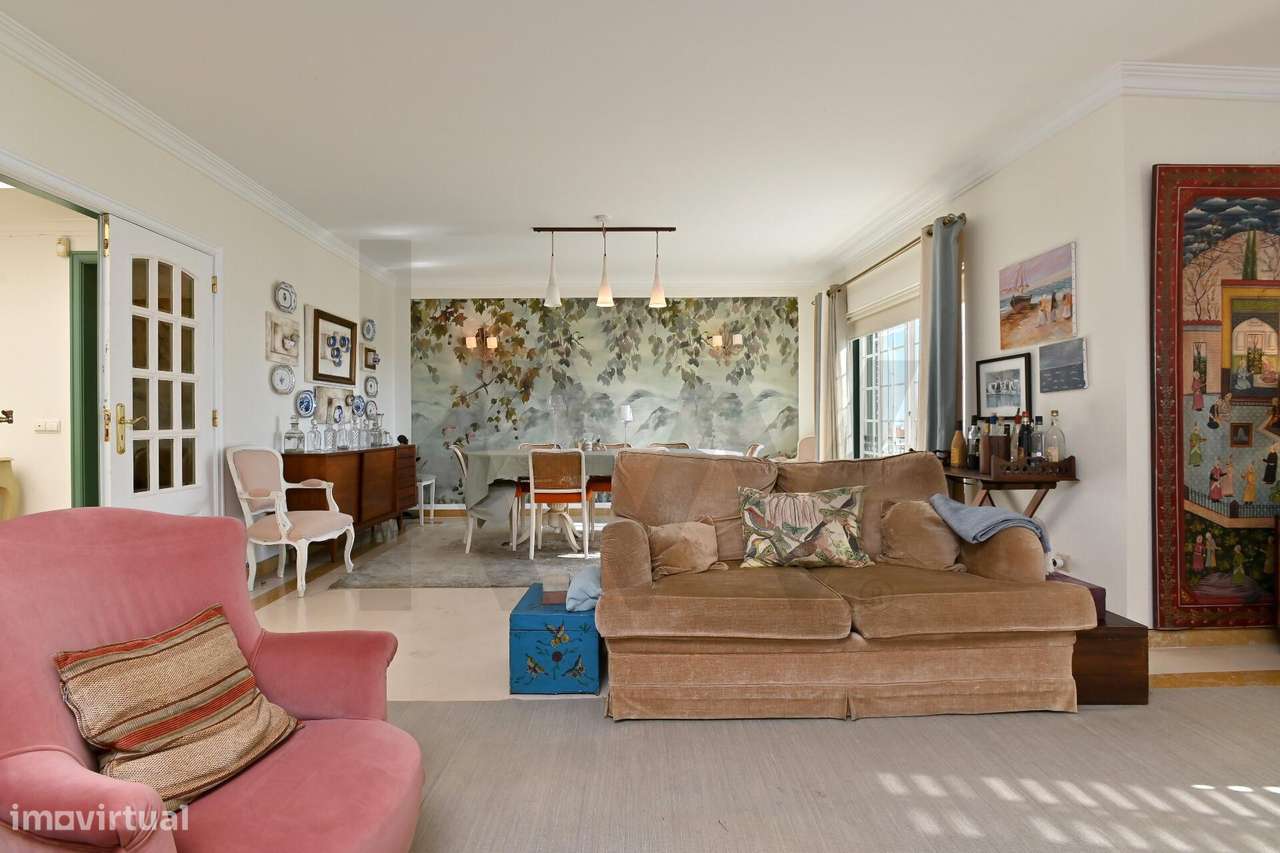 Monte Estoril — Moradia T5+1 em Condomínio Privado com Piscina e Garag - Grande imagem: 4/44