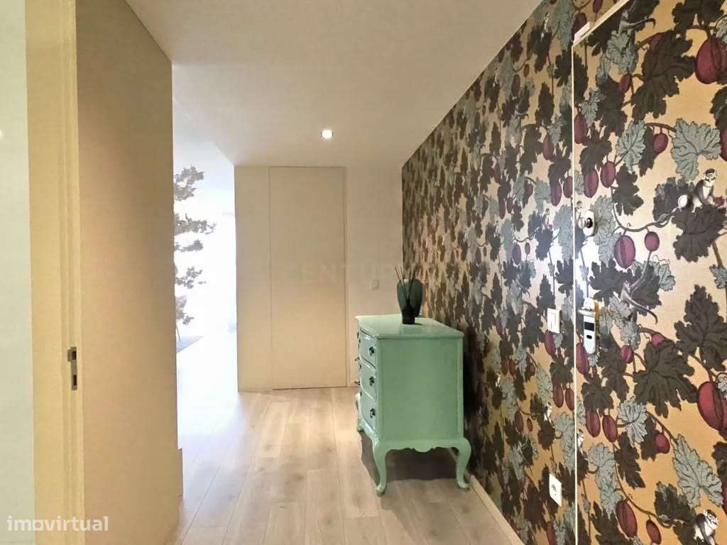 Apartamento T3 de Luxo em Braga – Ferreiros, Zona Nobre-37
