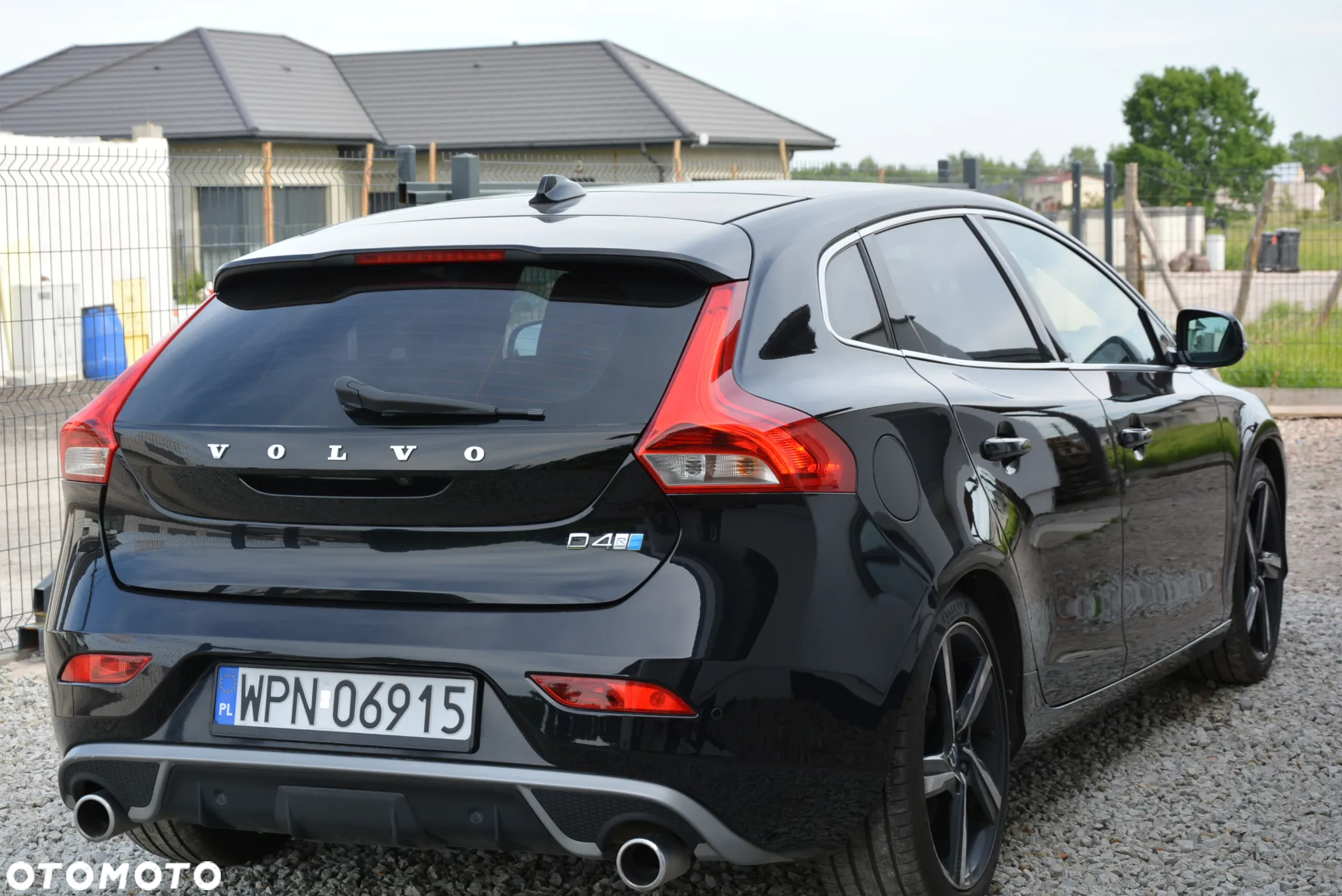 Volvo V40 D4 Drive-E R-Design Summum - 5