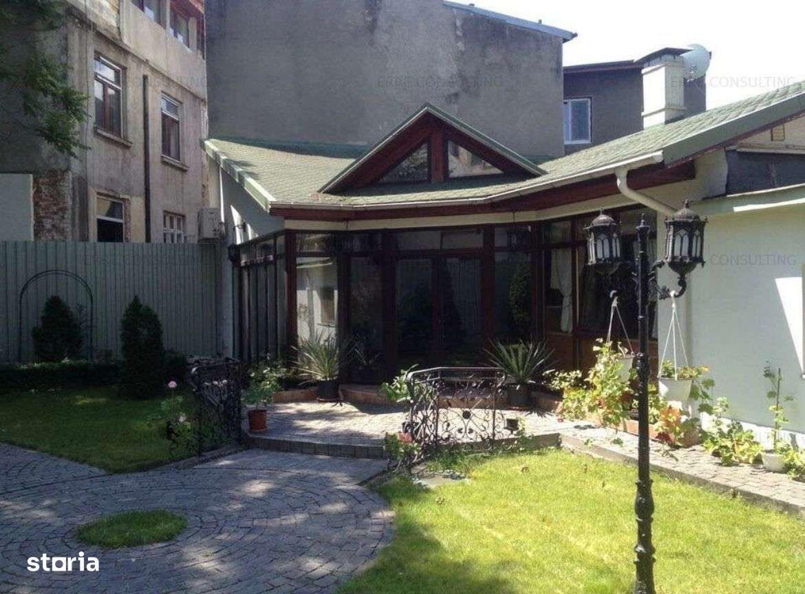 Vila unica în inima Bucureştiului - Imagine principală: 5/5