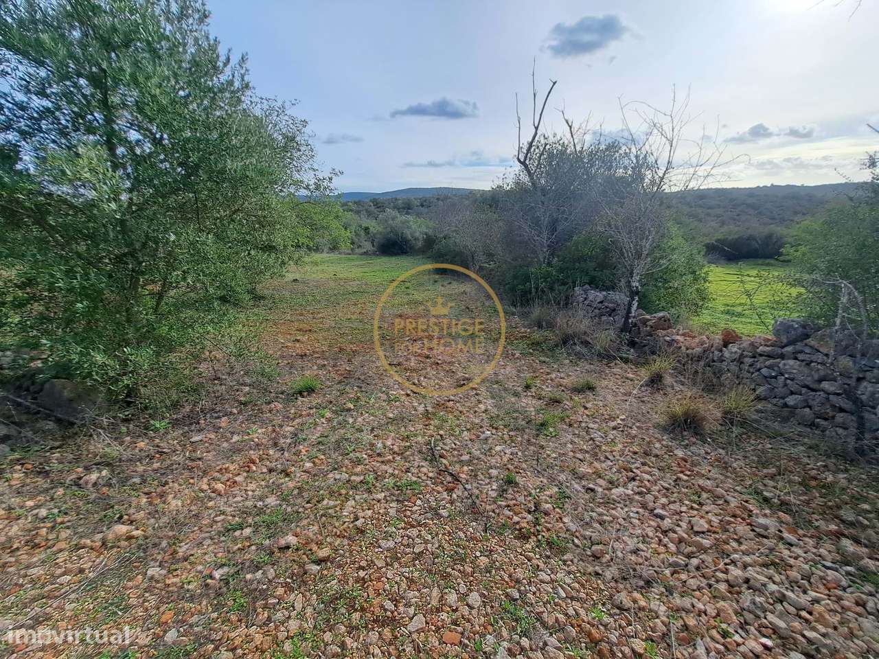 TERRENO COM PROJETO ARQUITETURA APROVADO PARA MORADIA T3 - CORCITOS-12