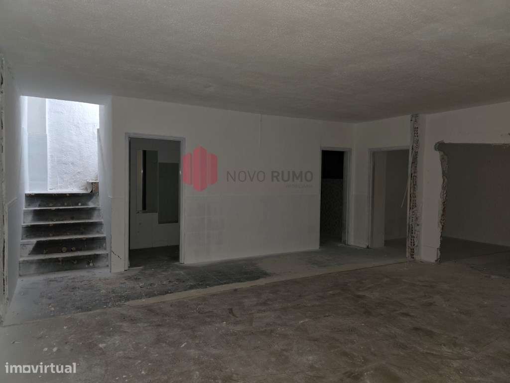 Loja Comercial Premium no Centro da Maia | Junto à Câmara Municipal...-8