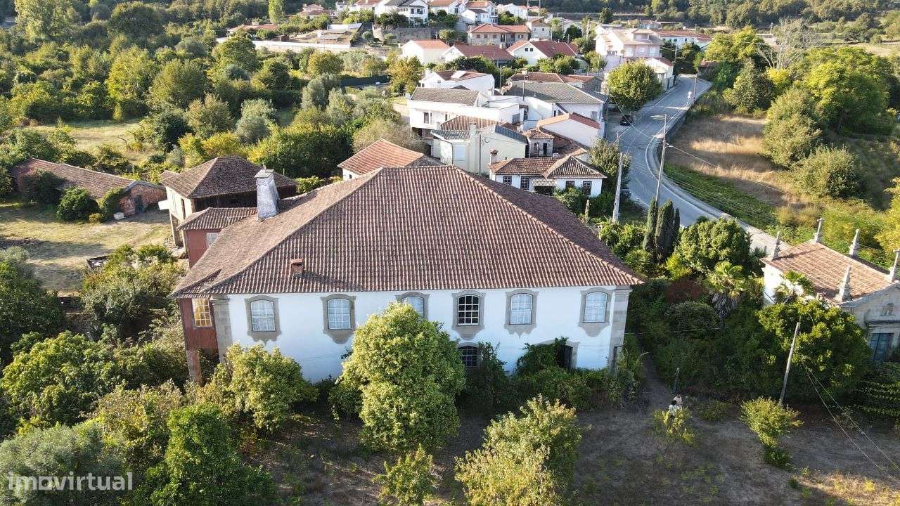 Quinta com Casa Senhorial e Capela-11