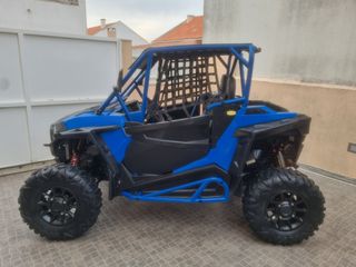 Polaris RZR RZR 900S