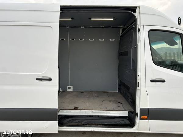 Mercedes-Benz Sprinter 516 CDI AXA DUBLA SPATE - 18